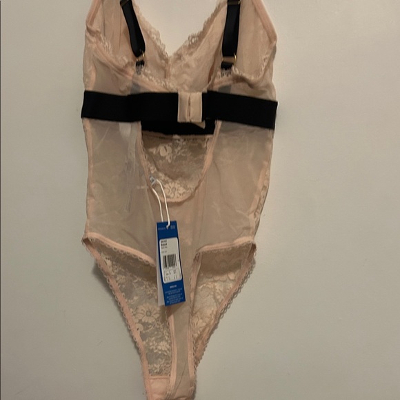 NWT Adidas Women's Lace Chemise - Cream and Black- size small - Picture 5 of 6